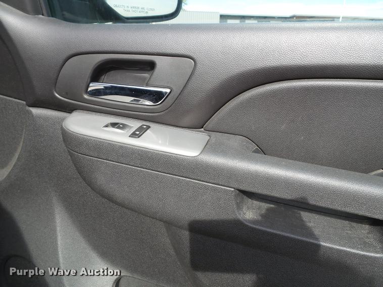 image for item K8138 2011 Chevrolet Tahoe Police SUV