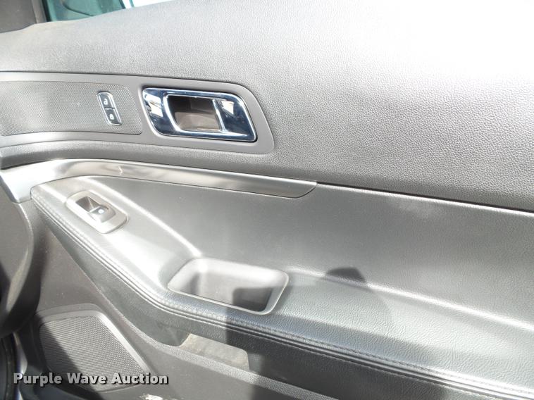 image for item K8139 2014 Ford Explorer Police Interceptor Utility SUV