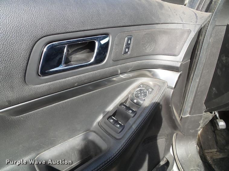 image for item K8141 2014 Ford Explorer Police Interceptor Utility SUV