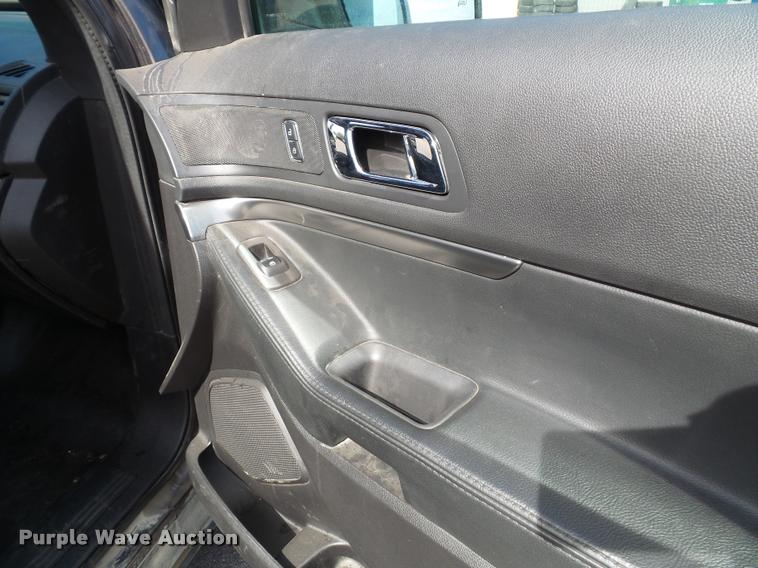 image for item K8141 2014 Ford Explorer Police Interceptor Utility SUV