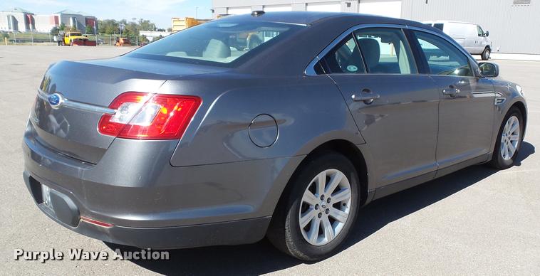 image for item K8145 2011 Ford Taurus