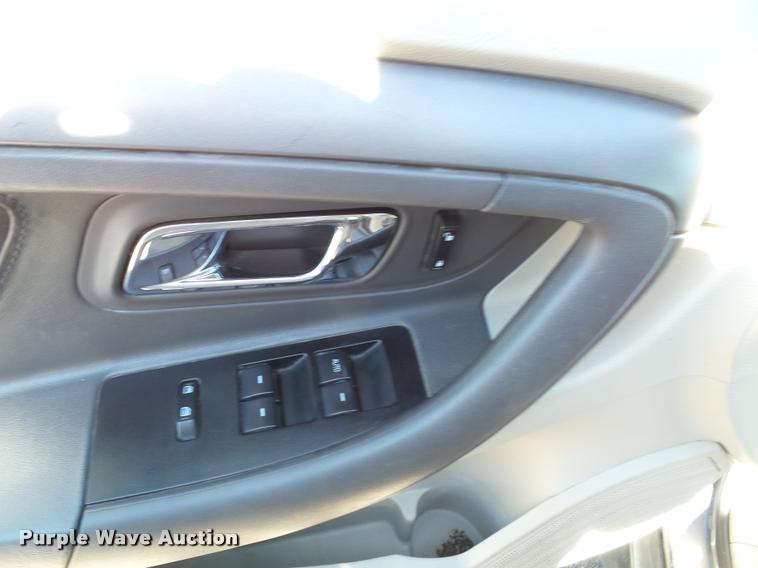 image for item K8145 2011 Ford Taurus