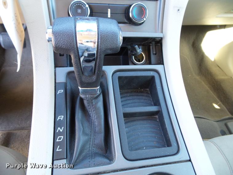 image for item K8145 2011 Ford Taurus