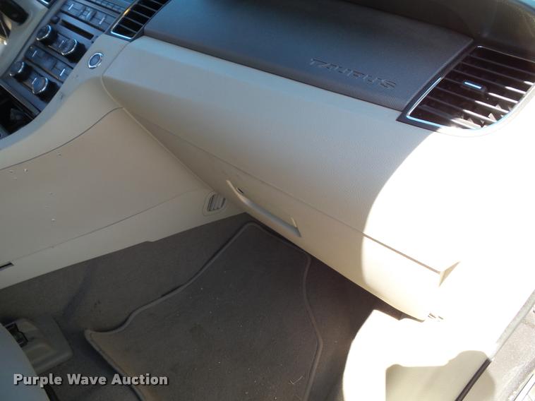 image for item K8145 2011 Ford Taurus