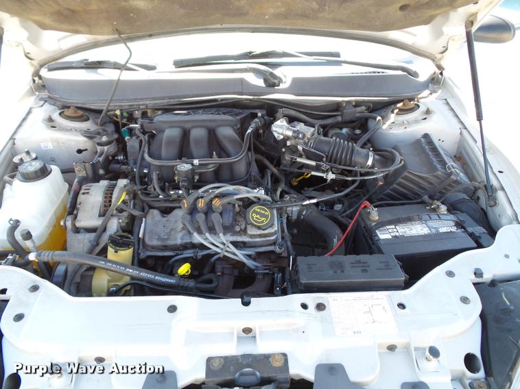 image for item K8146 2005 Ford Taurus SE