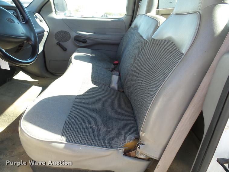 image for item K8147 1998 Ford F150 pickup truck