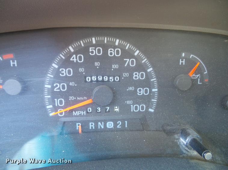 image for item K8147 1998 Ford F150 pickup truck