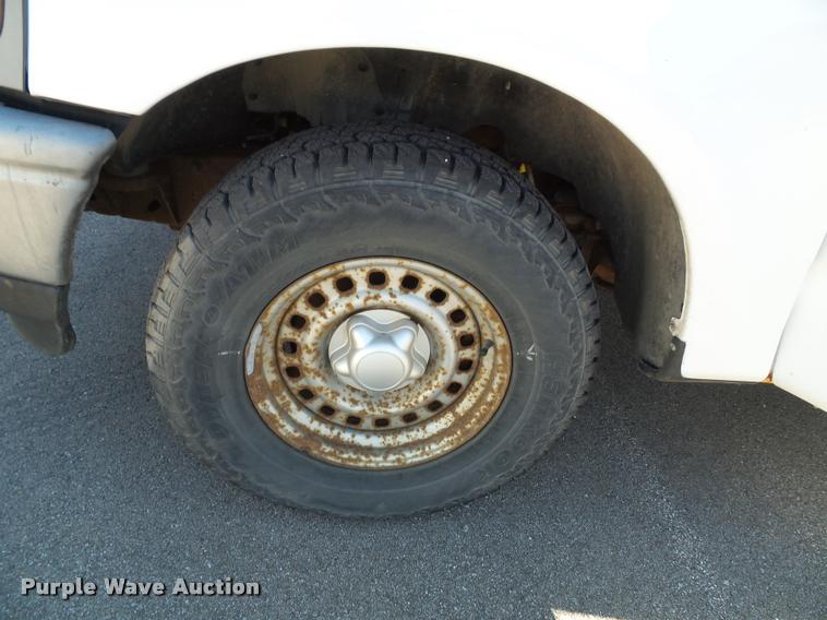 image for item K8147 1998 Ford F150 pickup truck