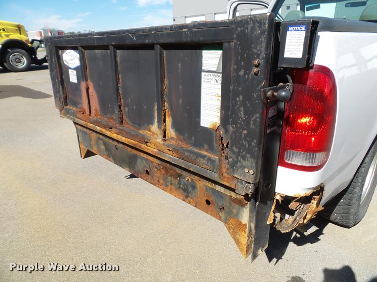 image for item K8147 1998 Ford F150 pickup truck