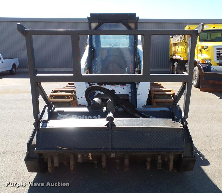 image for item K8148 2007 Bobcat S330 skid steer