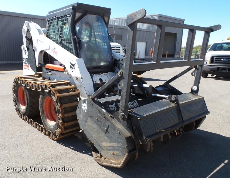 image for item K8148 2007 Bobcat S330 skid steer