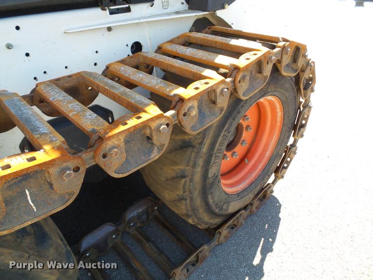 image for item K8148 2007 Bobcat S330 skid steer