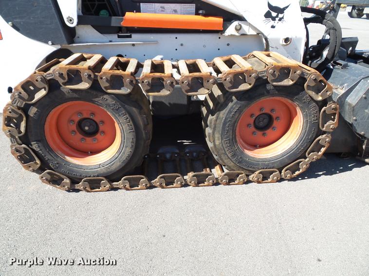image for item K8148 2007 Bobcat S330 skid steer