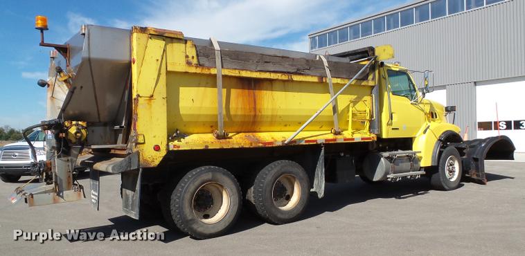 image for item K8149 2006 Sterling LT9500 dump truck