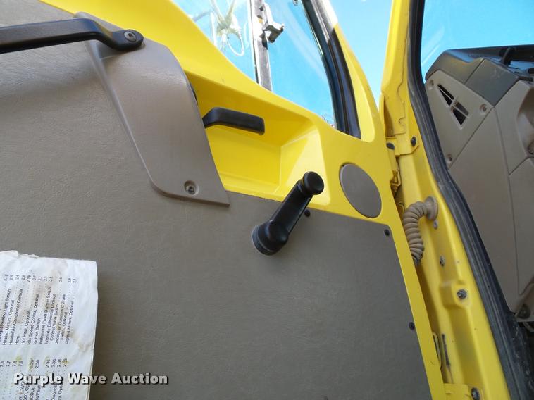 image for item K8149 2006 Sterling LT9500 dump truck