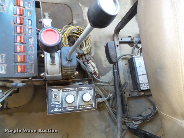 image for item K8149 2006 Sterling LT9500 dump truck