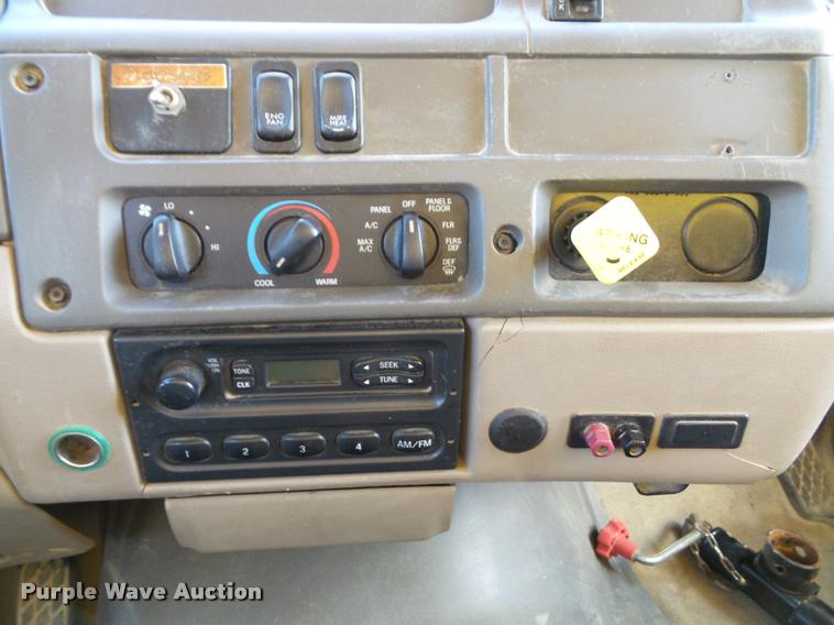 image for item K8149 2006 Sterling LT9500 dump truck