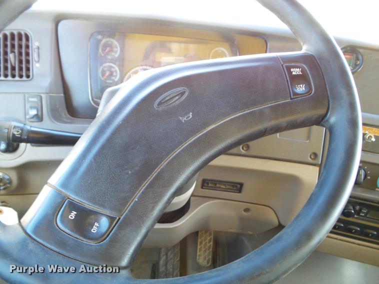 image for item K8149 2006 Sterling LT9500 dump truck