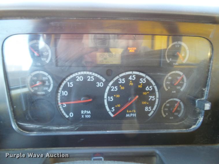 image for item K8149 2006 Sterling LT9500 dump truck