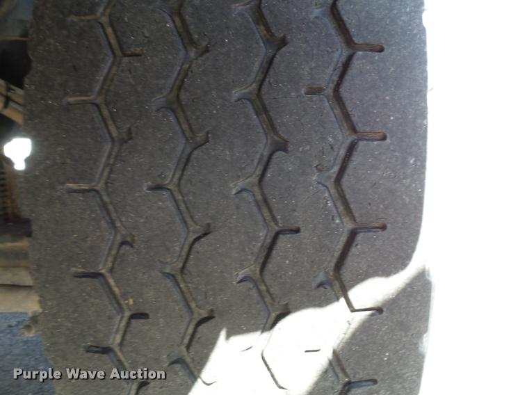 image for item K8149 2006 Sterling LT9500 dump truck