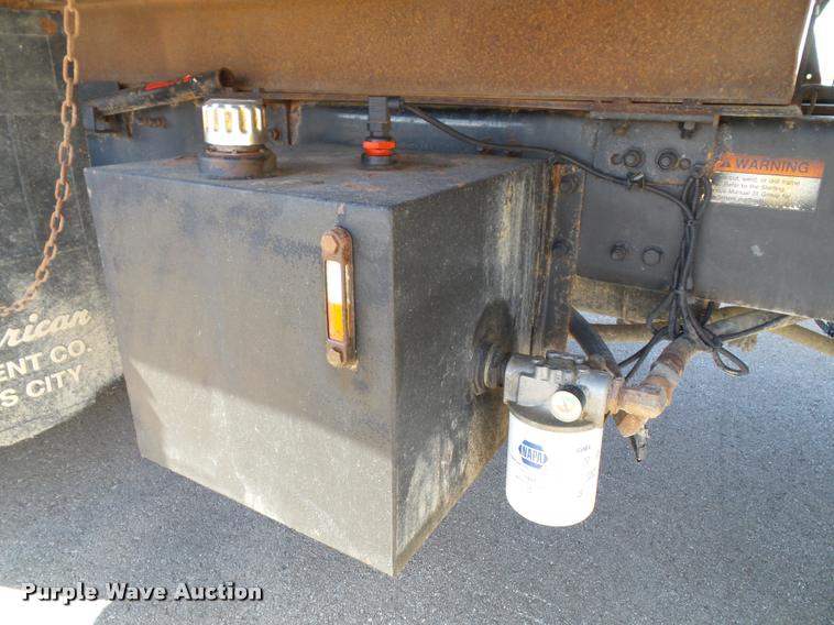 image for item K8149 2006 Sterling LT9500 dump truck