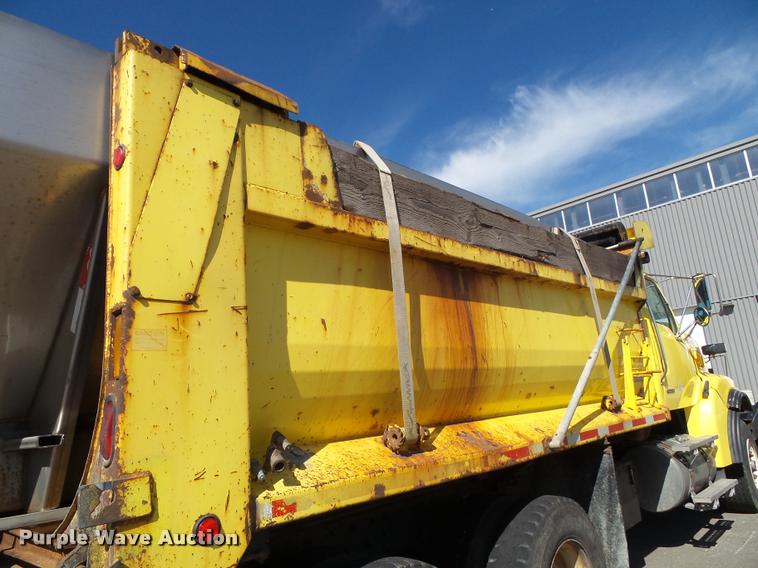 image for item K8149 2006 Sterling LT9500 dump truck