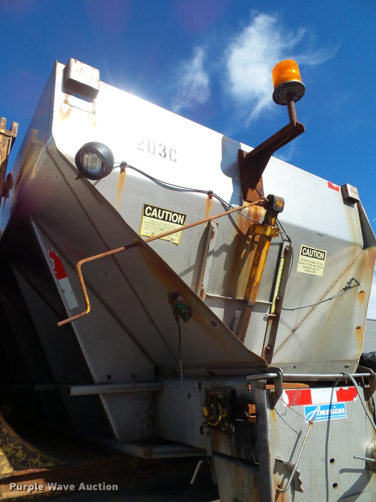 image for item K8149 2006 Sterling LT9500 dump truck