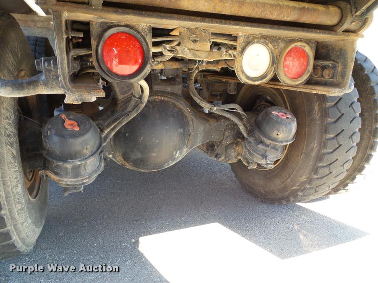 image for item K8149 2006 Sterling LT9500 dump truck