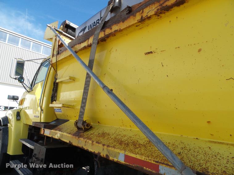 image for item K8149 2006 Sterling LT9500 dump truck