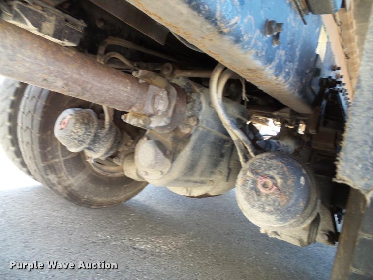 image for item K8149 2006 Sterling LT9500 dump truck