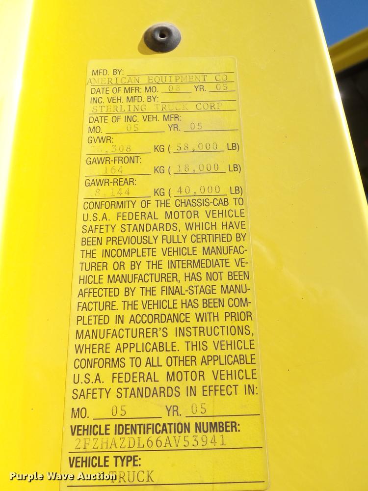 image for item K8149 2006 Sterling LT9500 dump truck