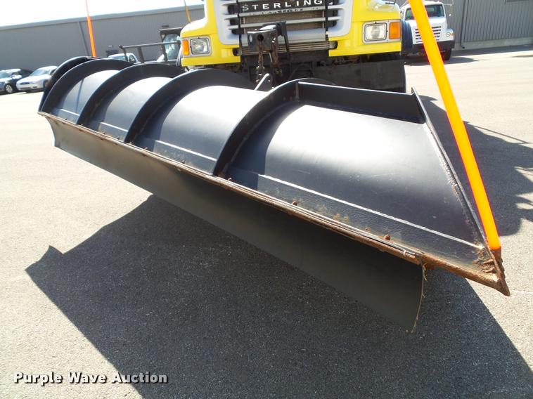 image for item K8149 2006 Sterling LT9500 dump truck