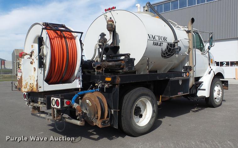 image for item K8150 2002 Sterling L7500 Vactor Ram jetter truck