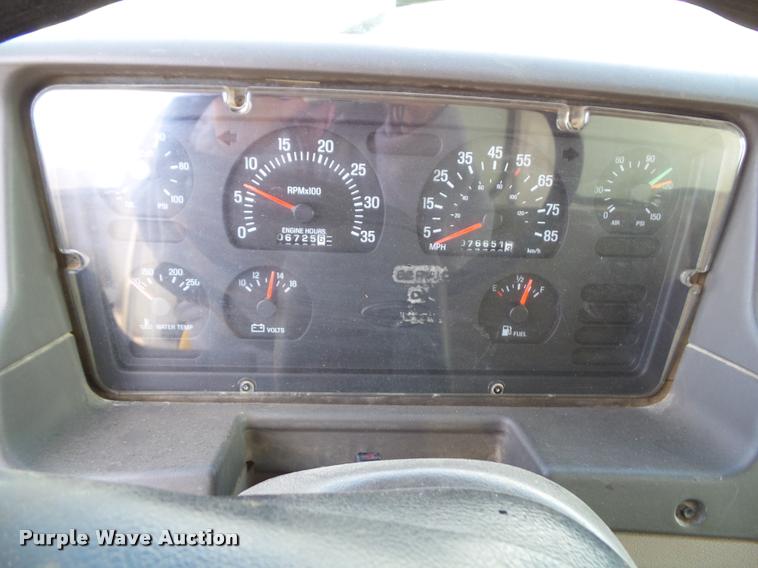 image for item K8150 2002 Sterling L7500 Vactor Ram jetter truck