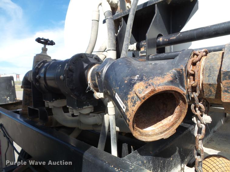 image for item K8150 2002 Sterling L7500 Vactor Ram jetter truck