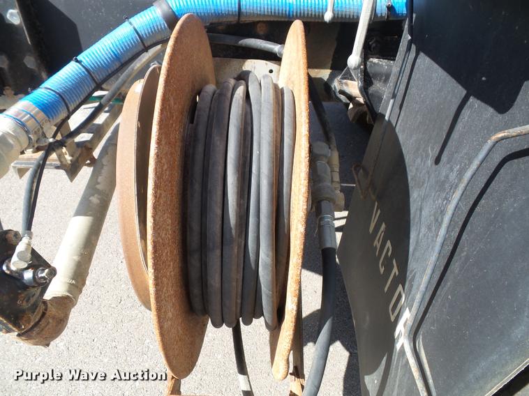 image for item K8150 2002 Sterling L7500 Vactor Ram jetter truck