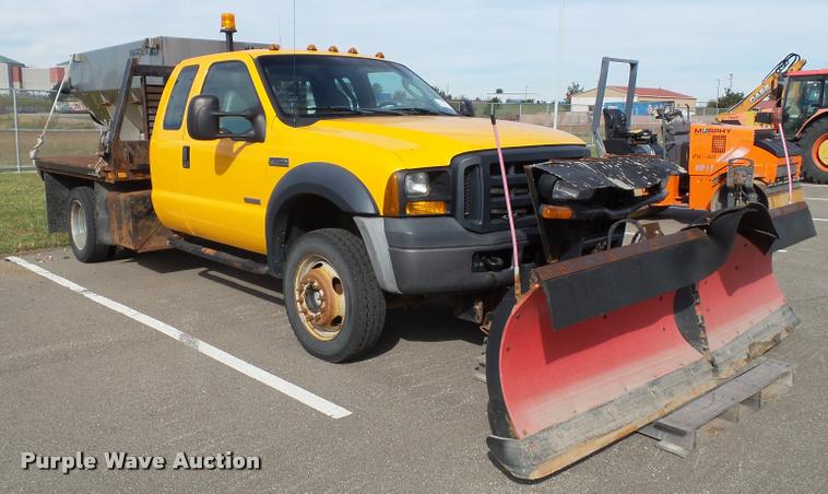 image for item K8159 2006 Ford F450 Super Duty XL SuperCab flatbed truck
