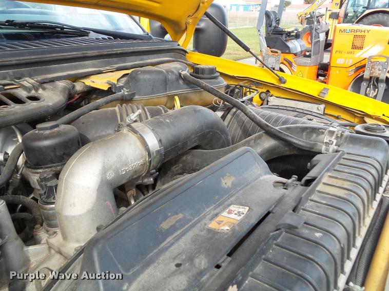 image for item K8159 2006 Ford F450 Super Duty XL SuperCab flatbed truck