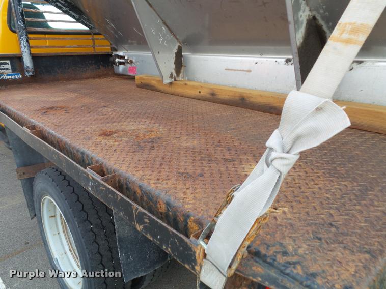 image for item K8159 2006 Ford F450 Super Duty XL SuperCab flatbed truck