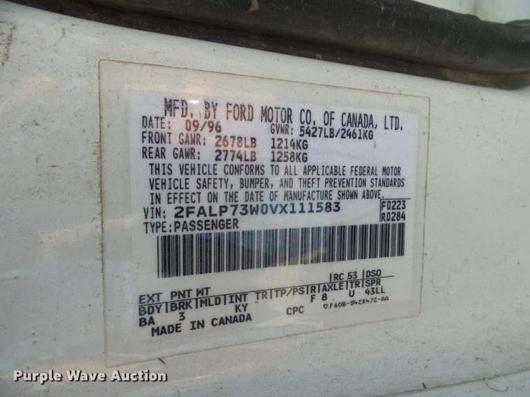 image for item L1746 1997 Ford Crown Victoria