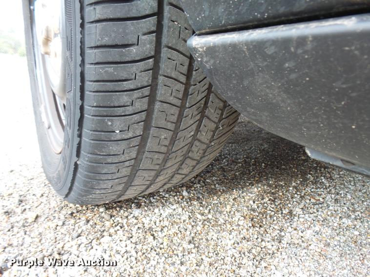 image for item L3380 2010 Ford Crown Victoria Police Interceptor