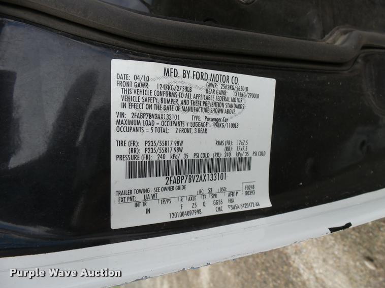 image for item L3380 2010 Ford Crown Victoria Police Interceptor