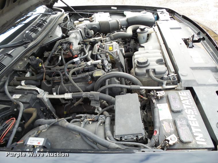 image for item L3381 2010 Ford Crown Victoria Police Interceptor