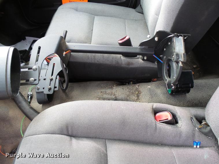 image for item L3382 2009 Ford Crown Victoria Police Interceptor