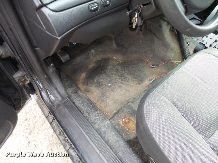 image for item L3382 2009 Ford Crown Victoria Police Interceptor