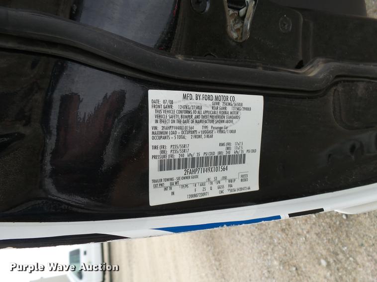 image for item L3382 2009 Ford Crown Victoria Police Interceptor