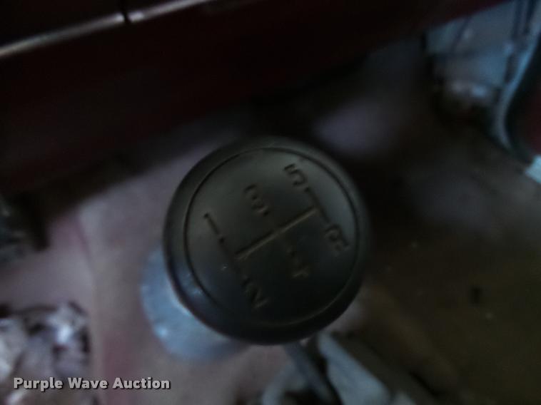 image for item L3406 1986 Ford Ranger SuperCab pickup truck