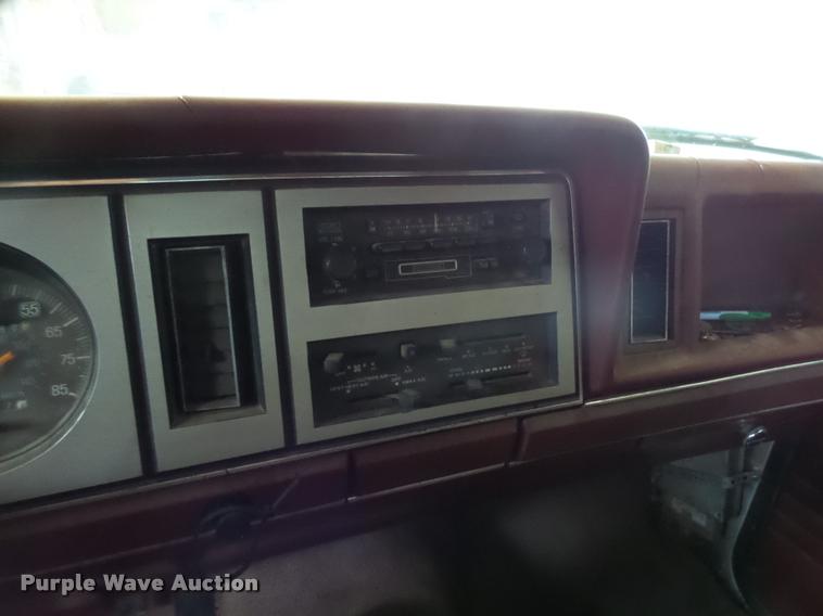 image for item L3406 1986 Ford Ranger SuperCab pickup truck