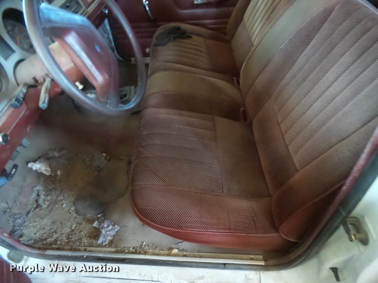 image for item L3406 1986 Ford Ranger SuperCab pickup truck