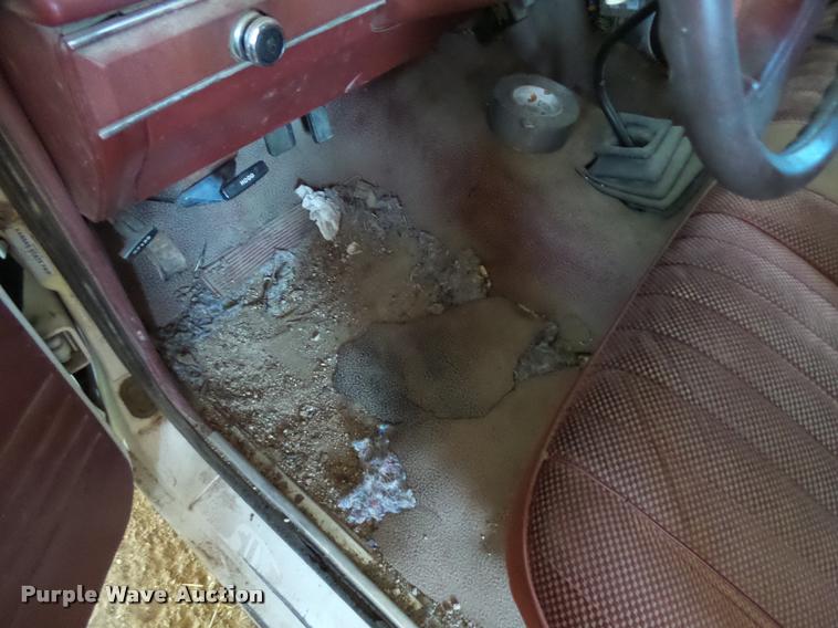 image for item L3406 1986 Ford Ranger SuperCab pickup truck